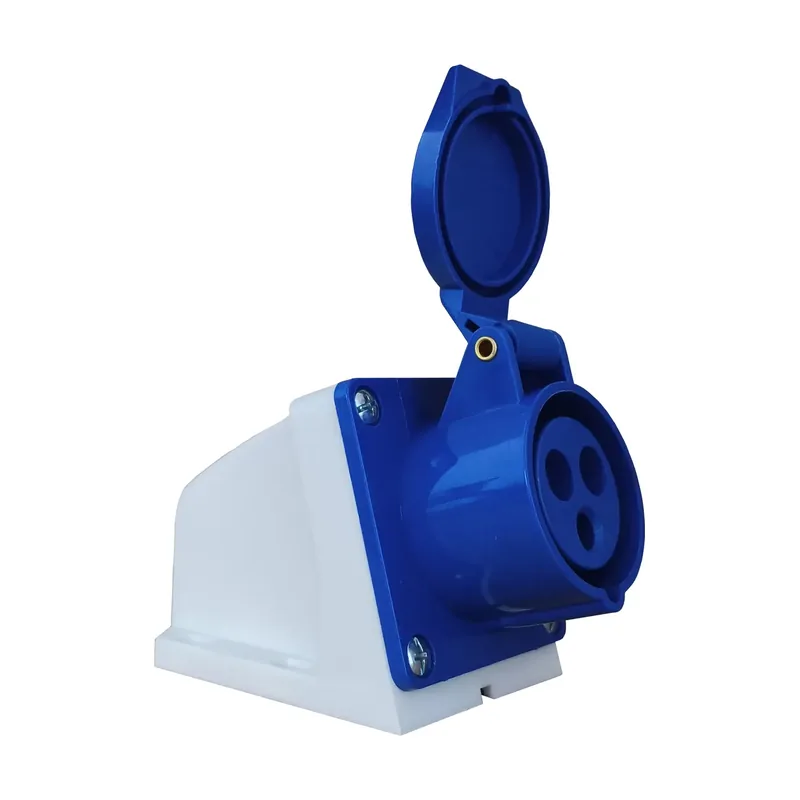 Tomada Sobrepor Lukma 2P+T 220V 16A