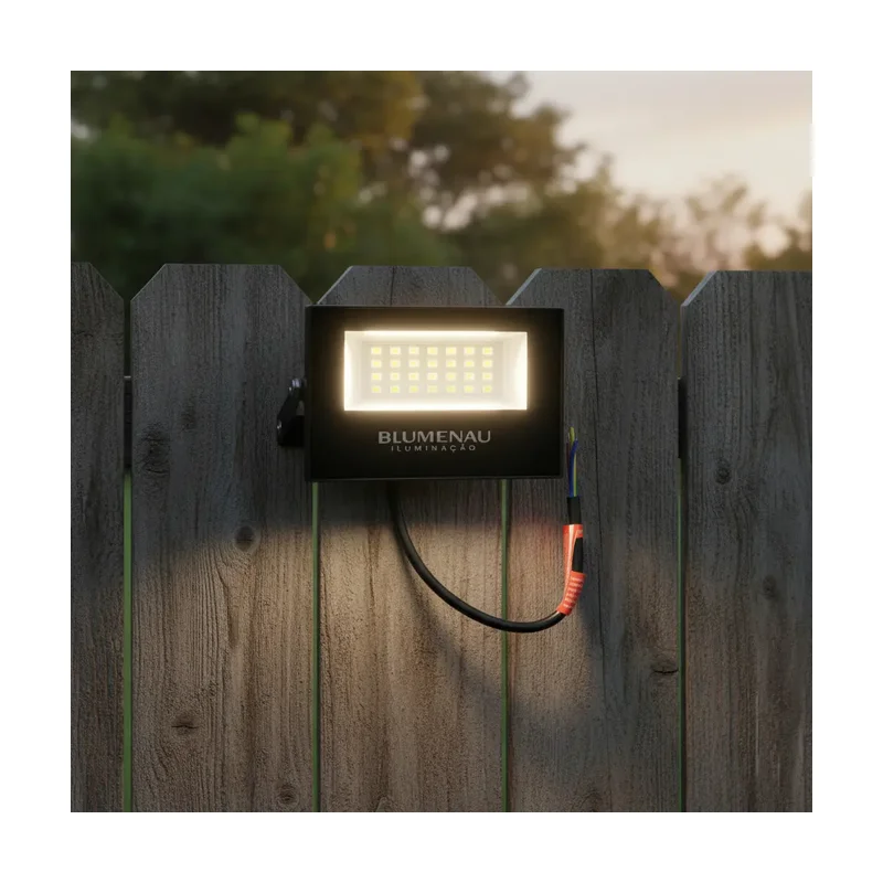 Refletor 30W 3000K Preto 78303000 Blumenau